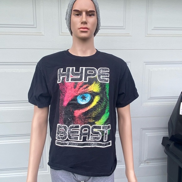 Black Hype Beast Graphic T-Shirt - Picture 4 of 6